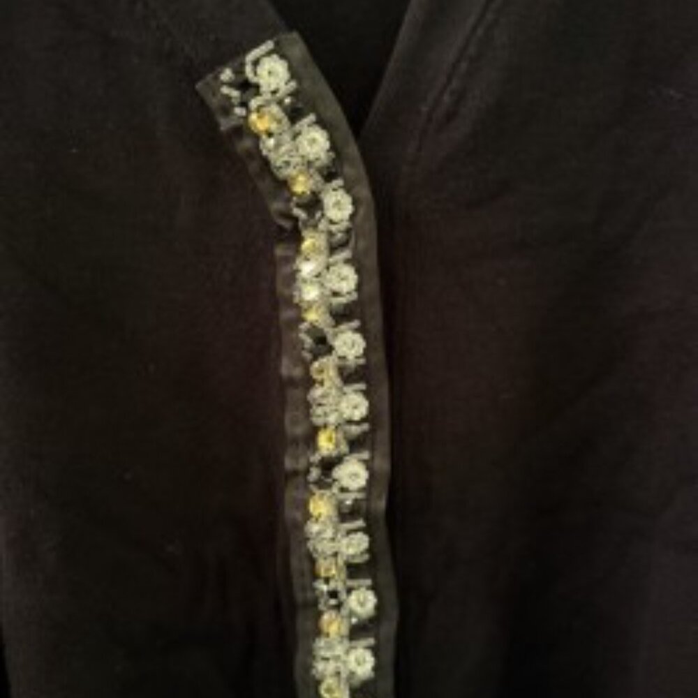 Woman's Sweater - Chloe Dao - Picture 3 of 6